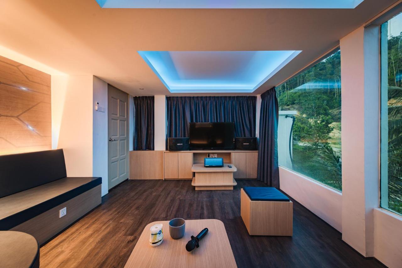 Ellin Forest Karaoke & Pool Resort Bukit Tinggi Bentong Kültér fotó